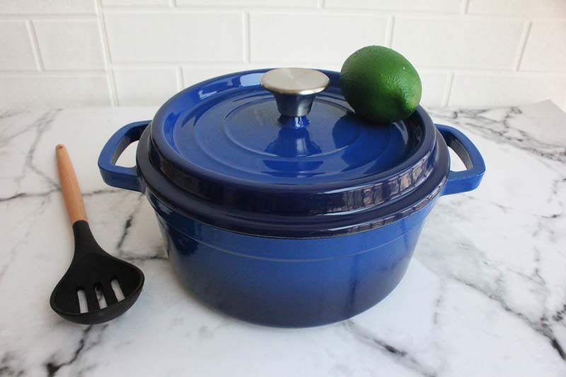 Enameled cast iron dutch oven