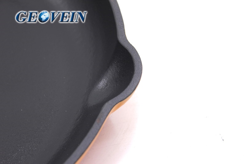 Enameled Coated Solid Cast Iron Frying Pan Skillet