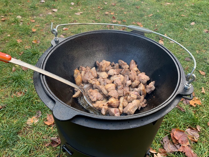 How to use a Cast iron kazan Pot with Oven