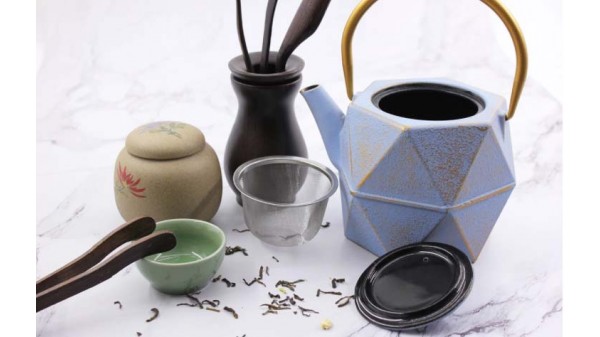Enamel Cast Iron Teapot Use & Maintenance