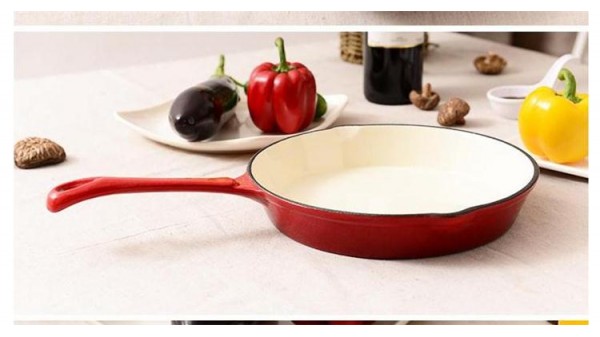 The advantages of Cast Iron enamel skillet